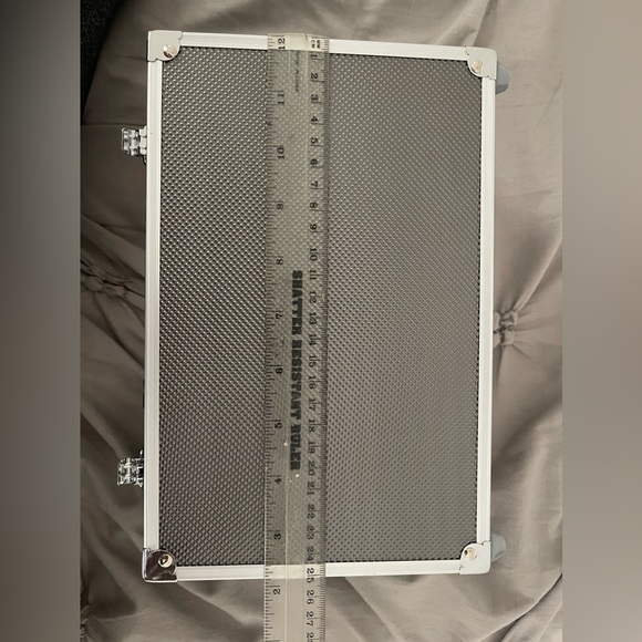 NEW - Small Gunmetal Grey Traincase. - Picture 7 of 9